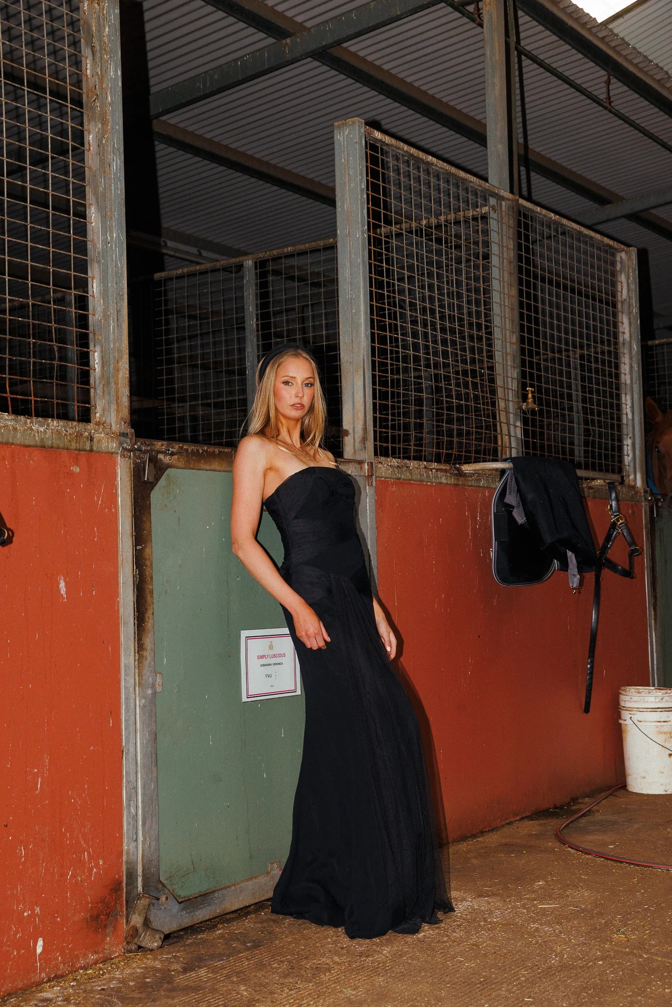 Vintage Vera Wang Paloma | Black