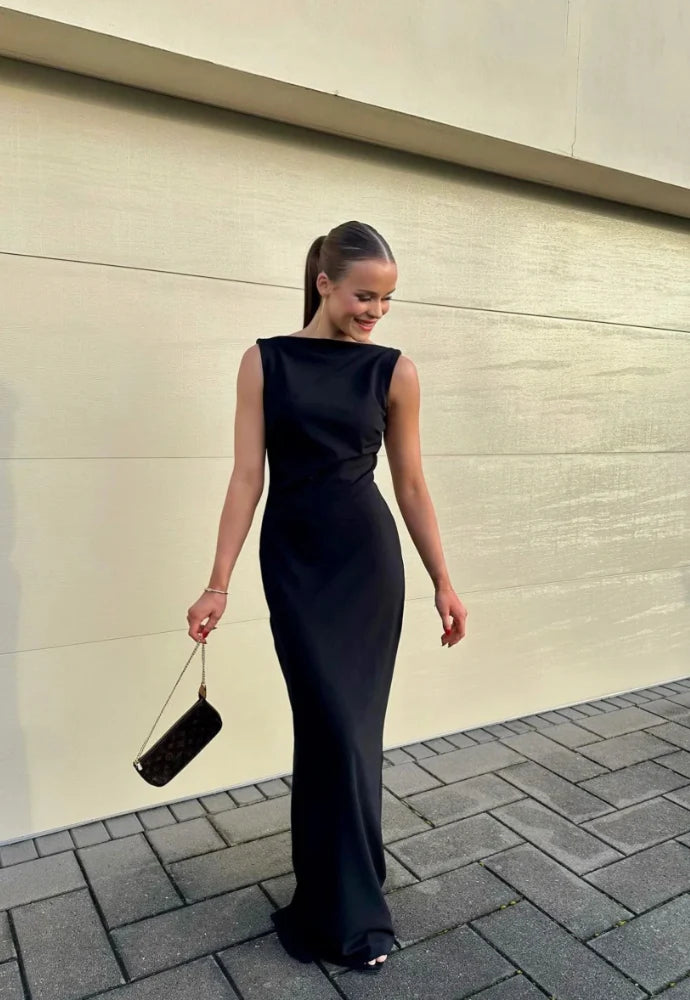 Effie Kats Verona Gown | Black
